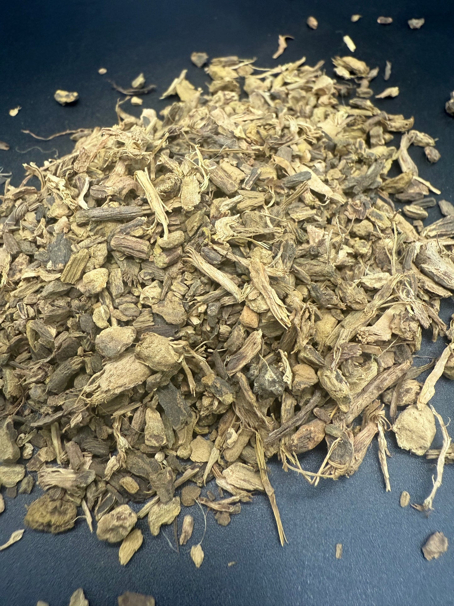 Raíz de acedera amarilla