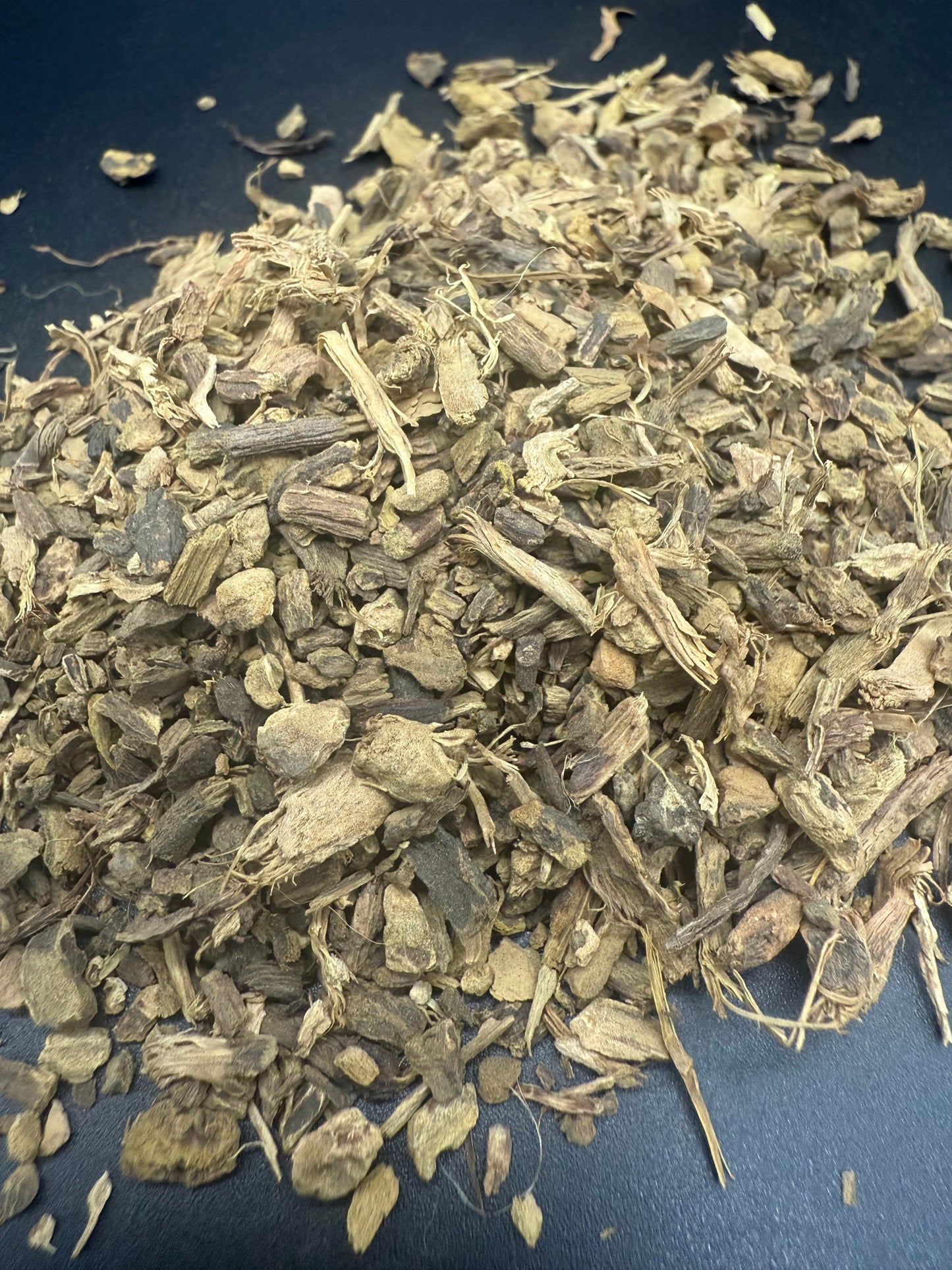 Raíz de acedera amarilla